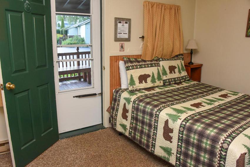 Adirondack Sunrise Lodge Lake George Luaran gambar
